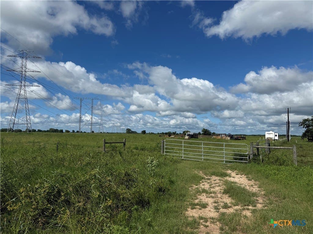 13.8 acres in Wharton County