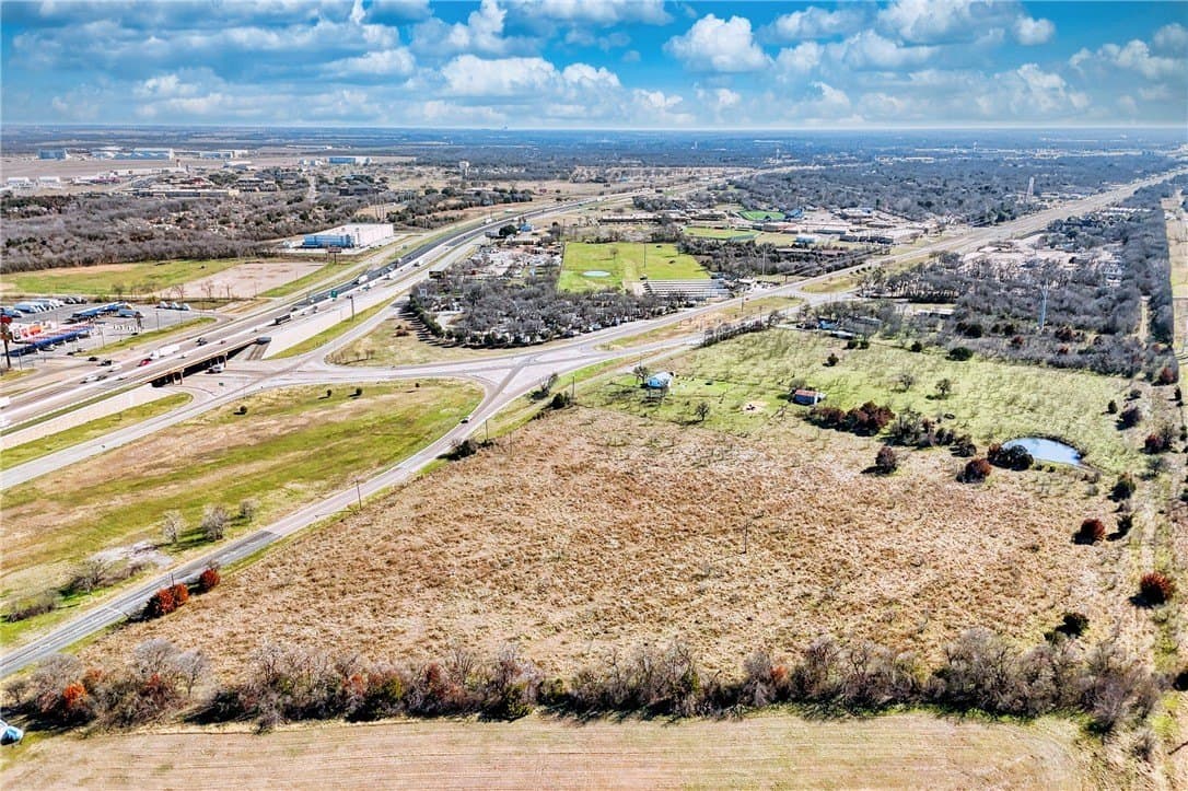 33.96 acres in McLennan County