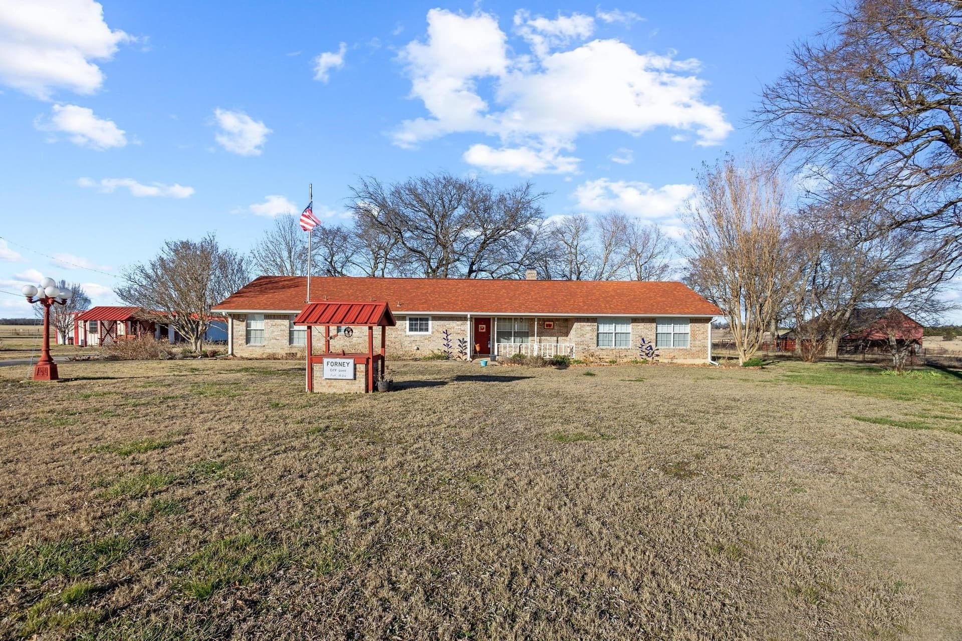 86 acres in Lamar County