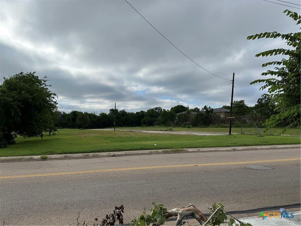 0.65 acres in Bell County