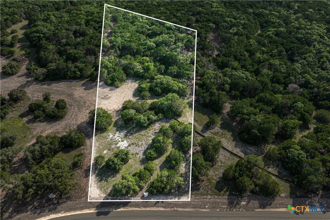 4 acres in Burnet County