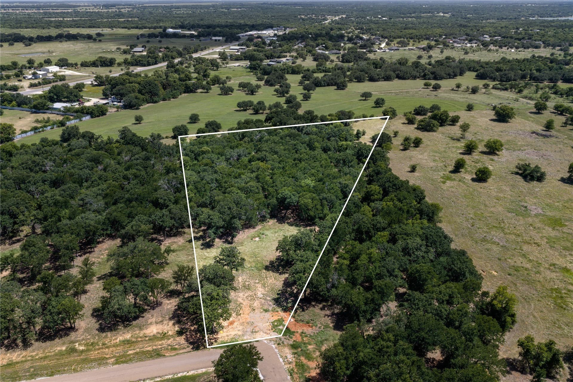5 acres in Hill County