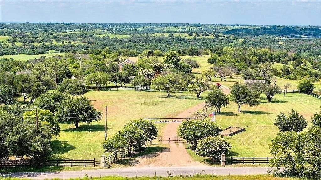 85.79 acres in Erath County