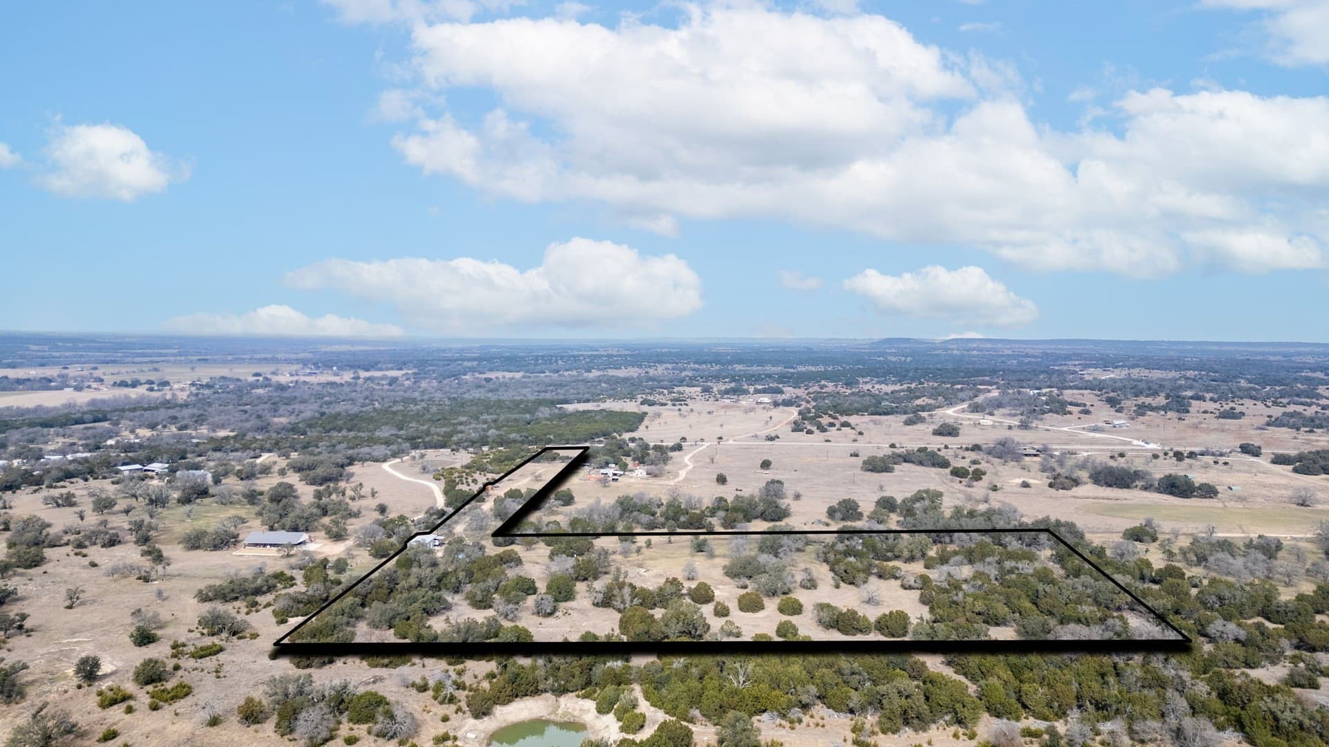 15.68 acres in Lampasas County