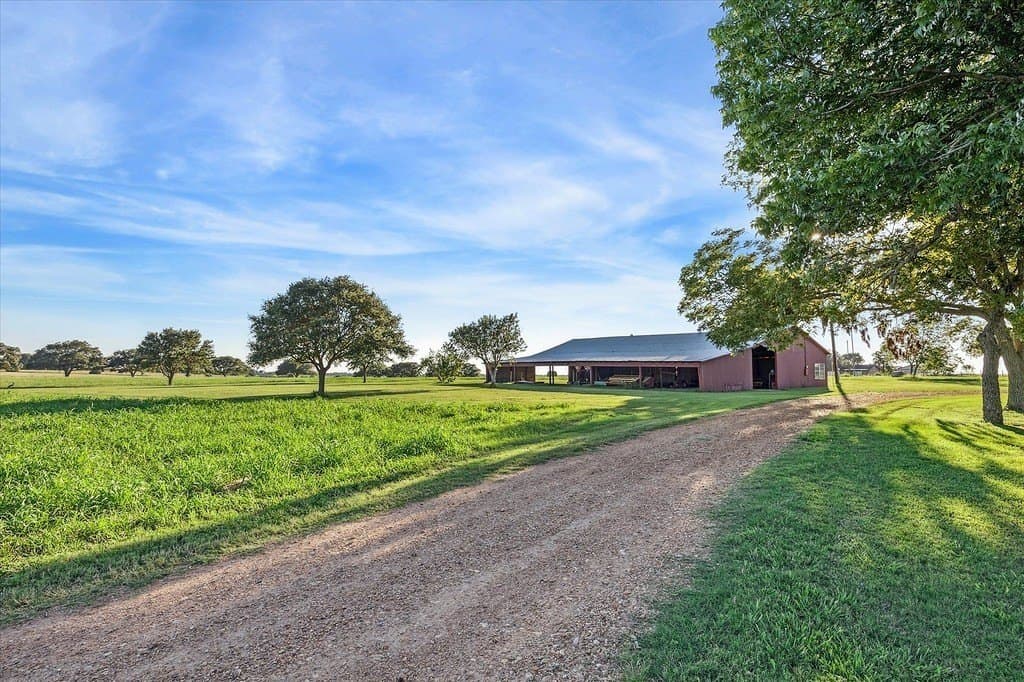 25.87 acres in Fayette County