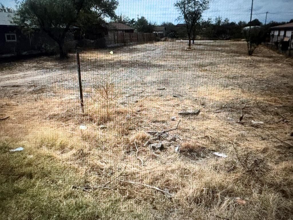 0.34 acres in Maverick County