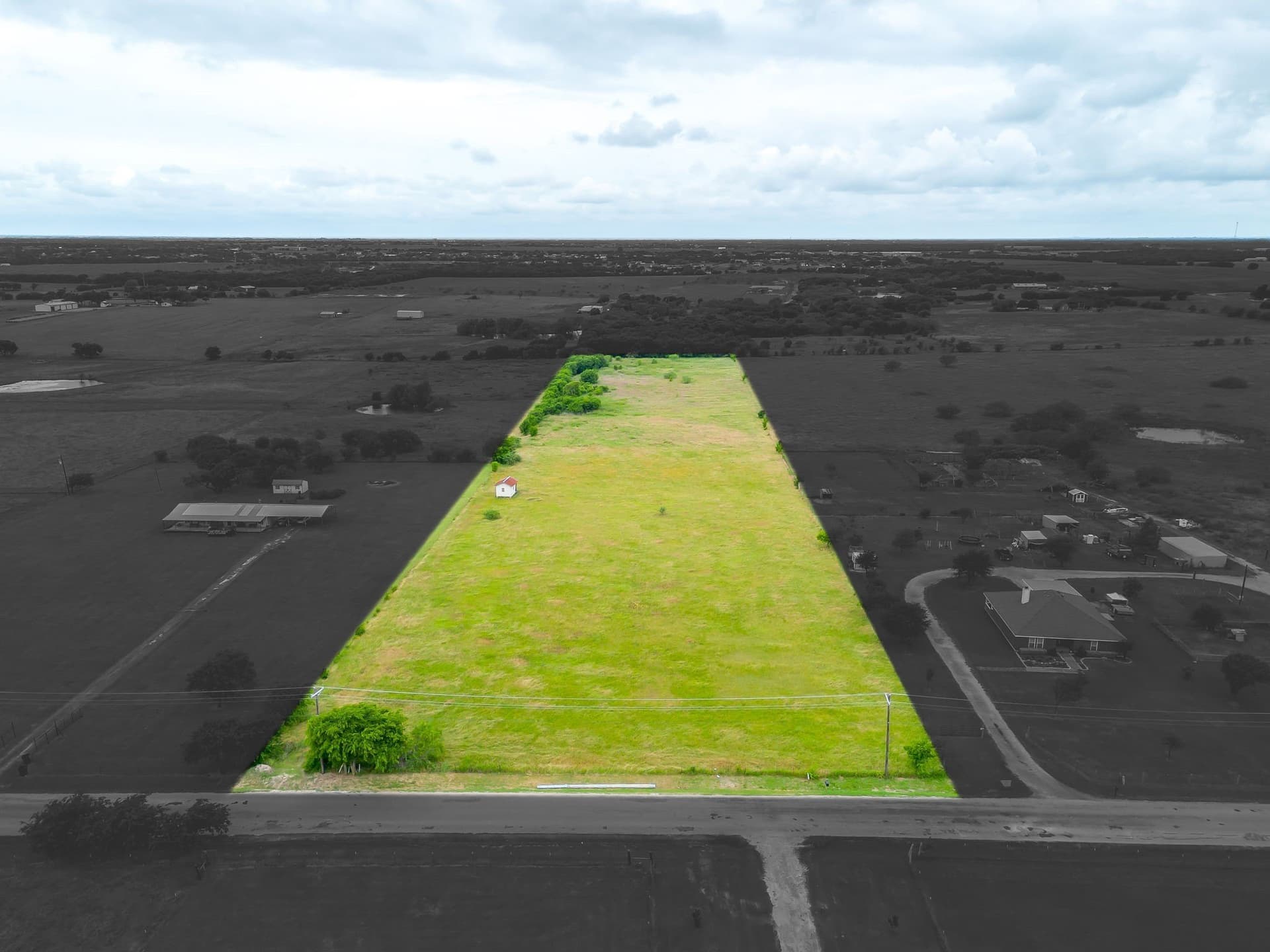 8 acres in Johnson County