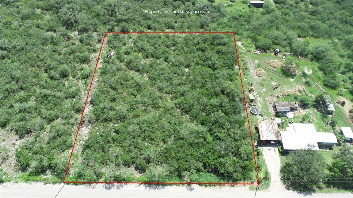 2 acres in Bee County