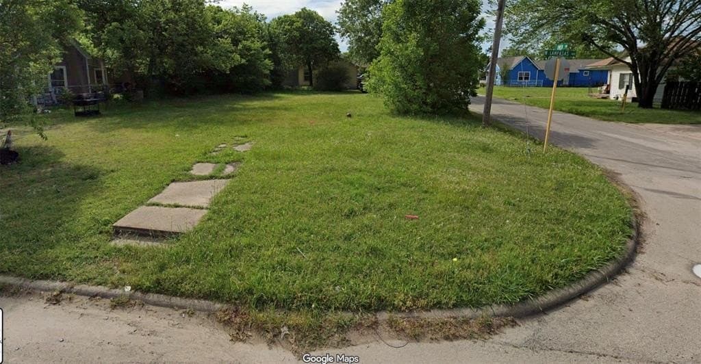 0.13 acres in Ellis County