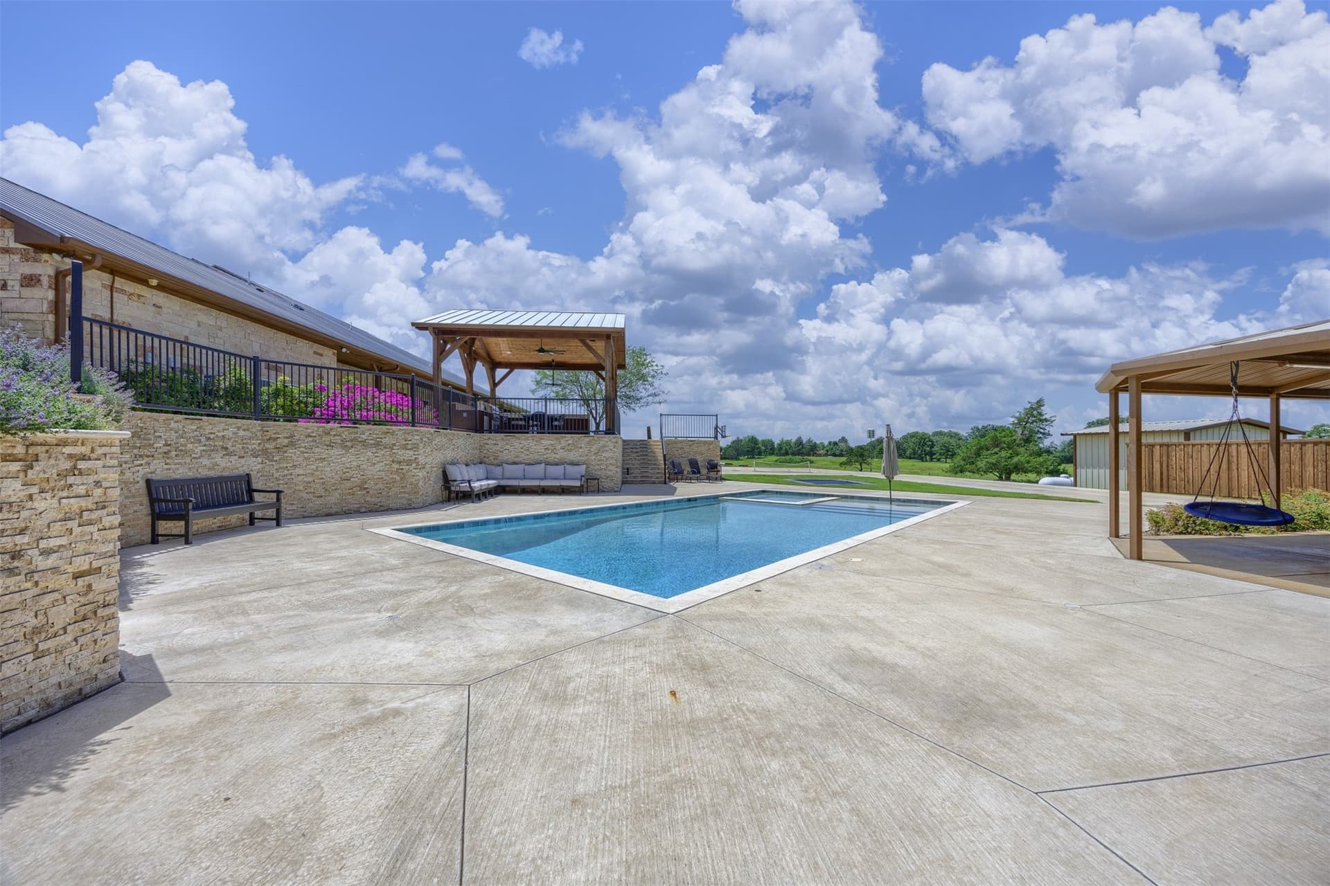 18.45 acres in Grayson County
