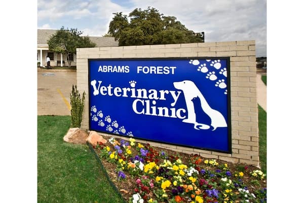 Abrams Forest Veterinary Clinic