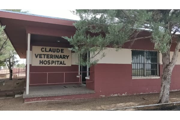Claude Veterinary Hospital