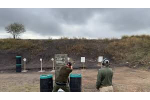 Bandera Gun Club