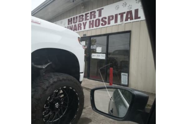 Hubert Veterinary Hospital
