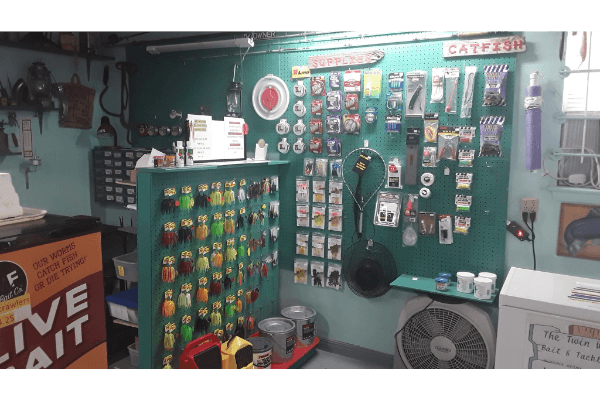 Twin Willows Bait & Tackle