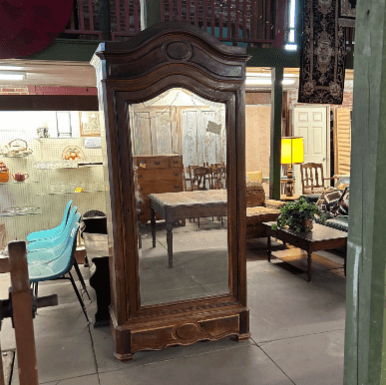 The Glen Flora Emporium