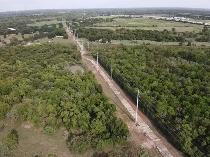 72 acres in Austin County